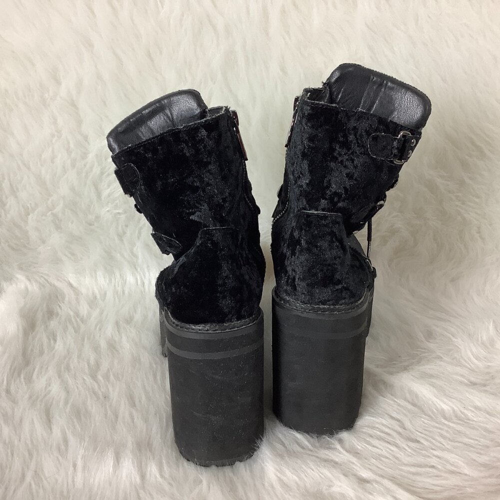 Killstar Black Velvet Broom Rider Platform Boots EU 41 US 10 - Picture 3 of 9
